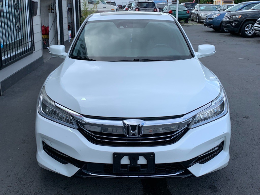 2017 Honda Accord Image 9