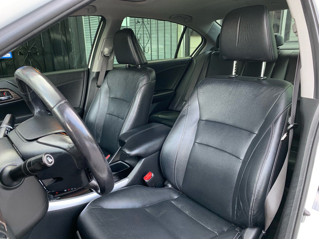 2017 Honda Accord Image 15