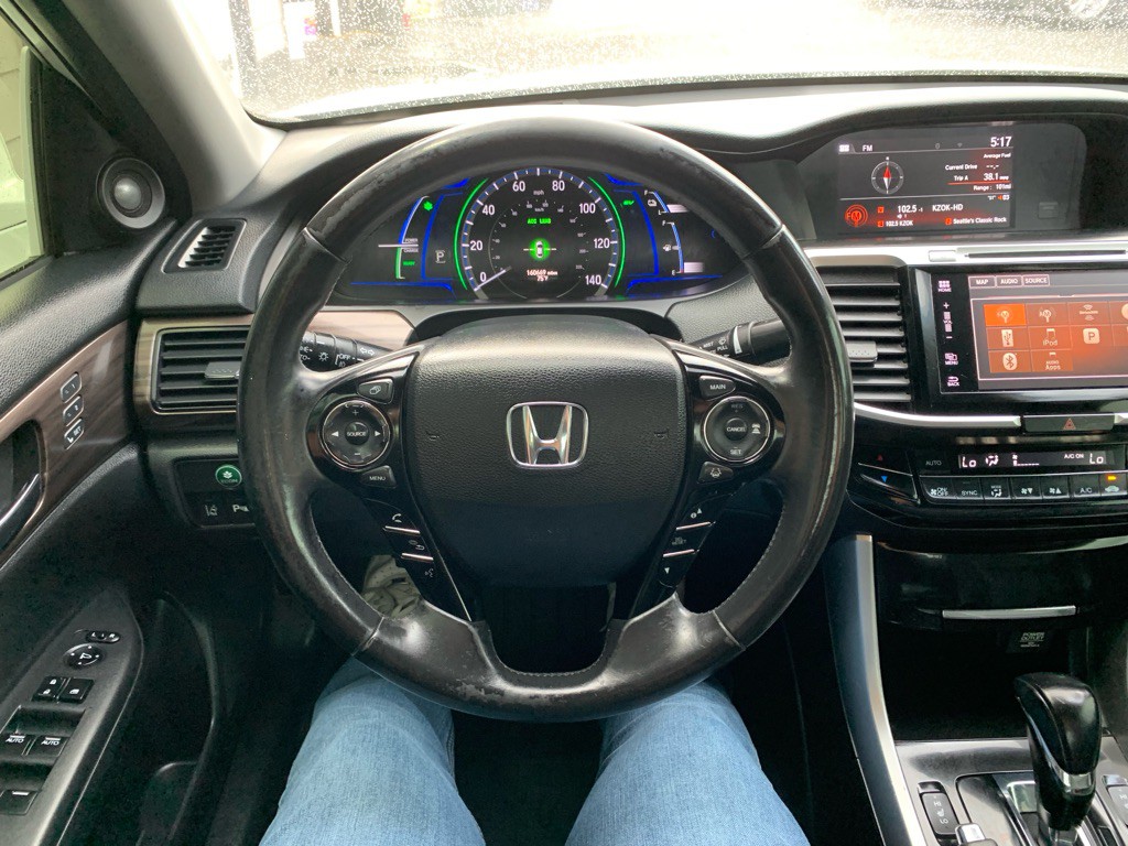 2017 Honda Accord Image 26
