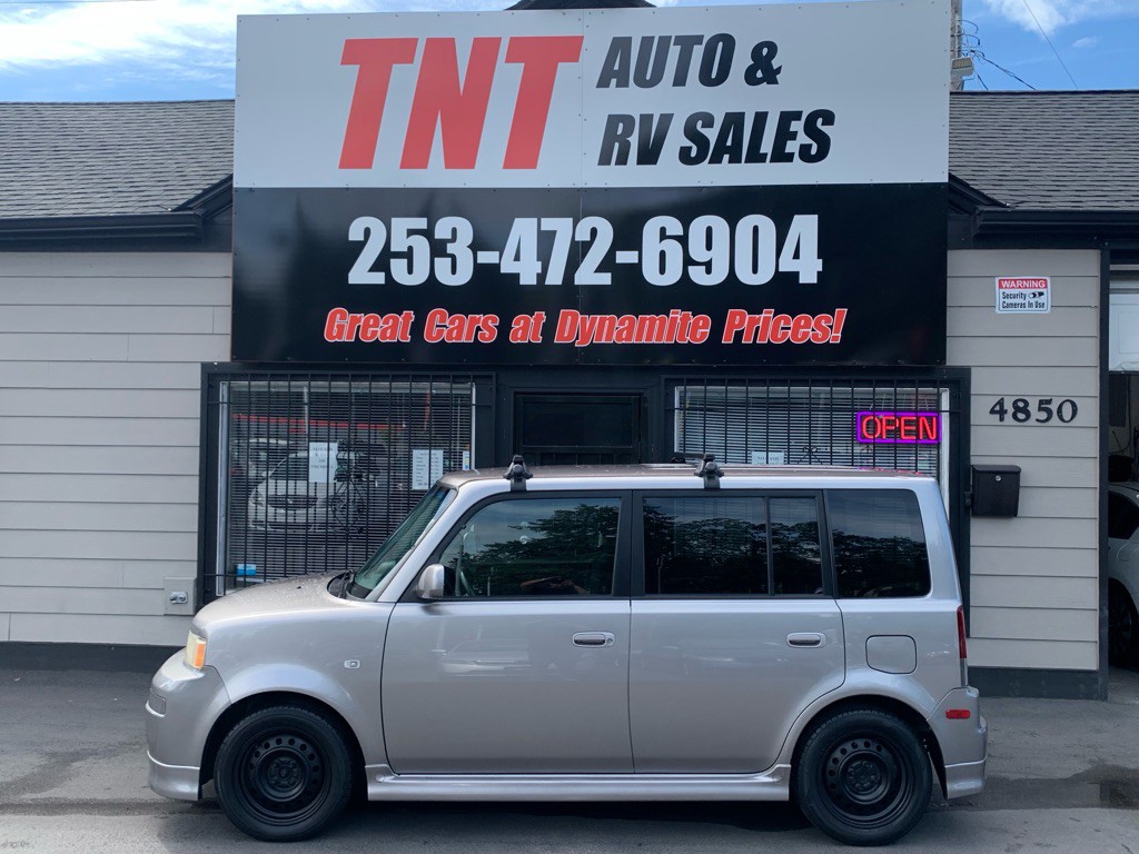 2006 Scion xB Image 2