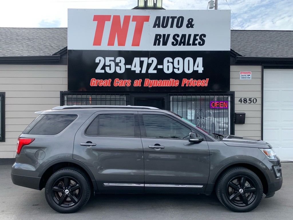 2017 Ford Explorer Image 8
