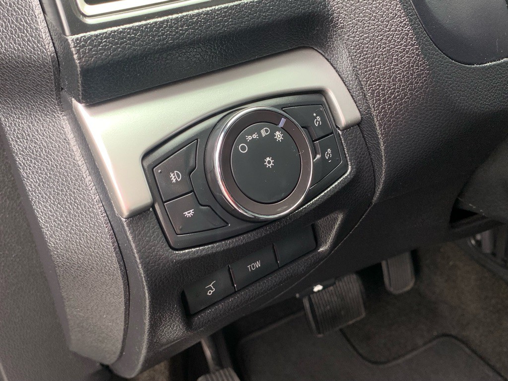 2017 Ford Explorer Image 15