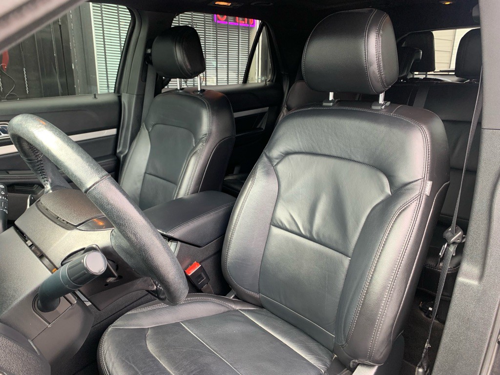 2017 Ford Explorer Image 17