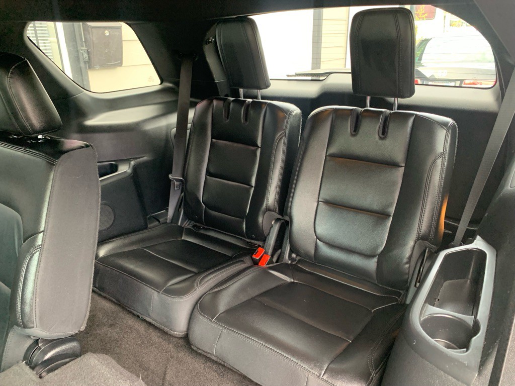 2017 Ford Explorer Image 21