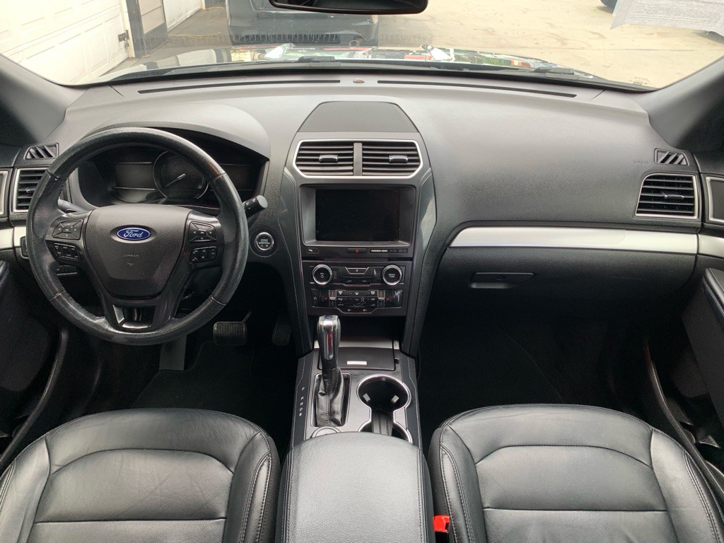 2017 Ford Explorer Image 22