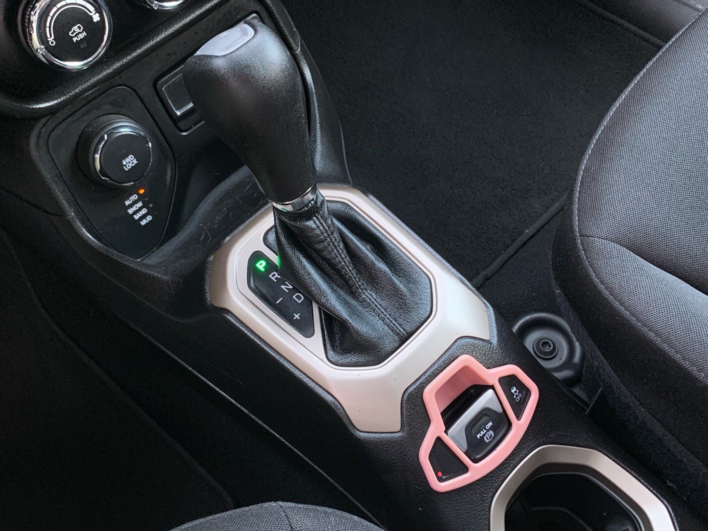 2017 Jeep Renegade Image 17