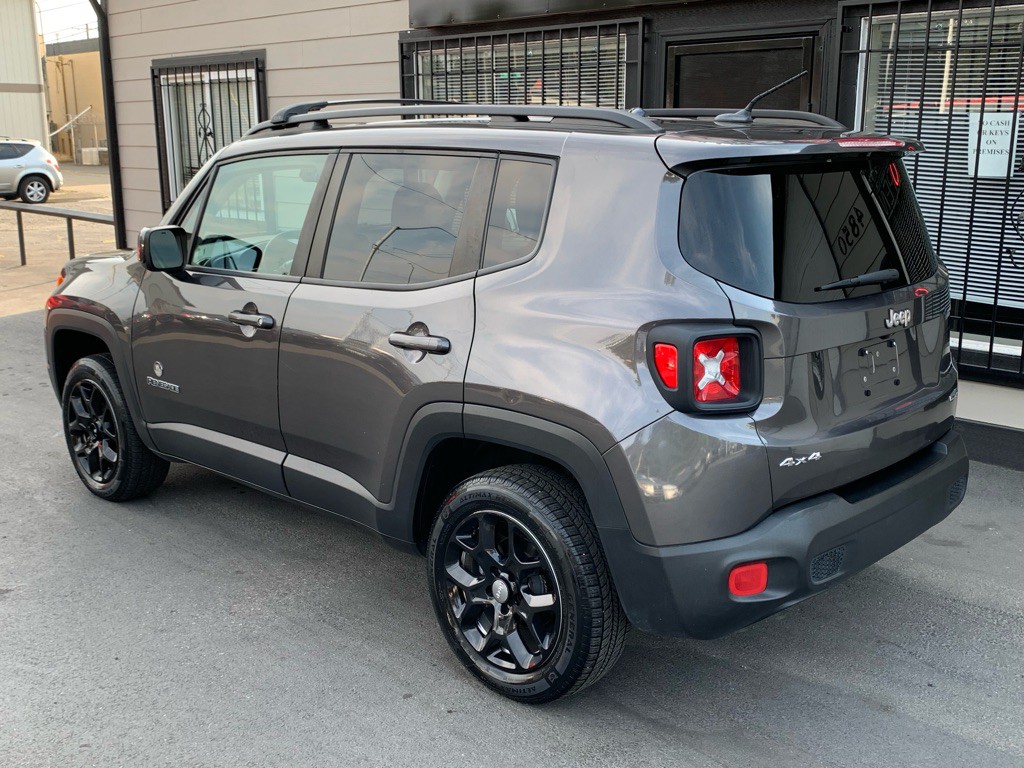 2017 Jeep Renegade Image 4