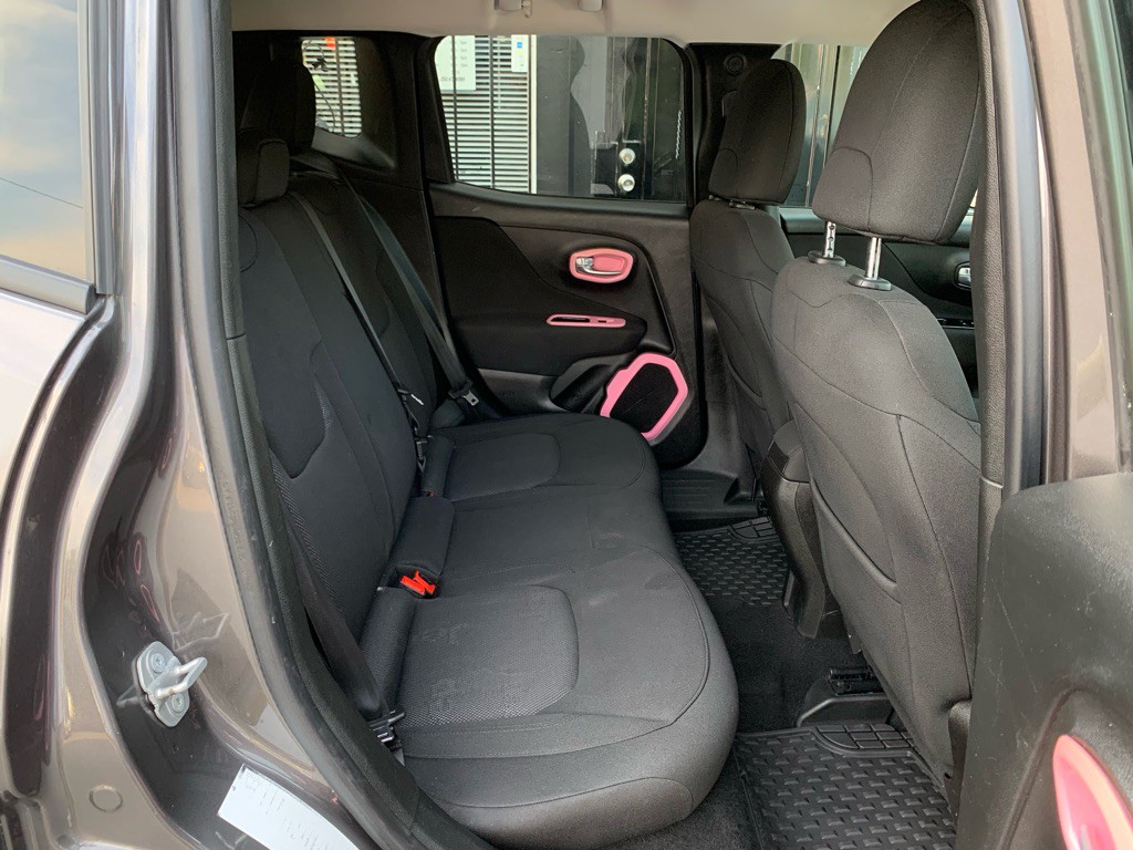 2017 Jeep Renegade Image 25