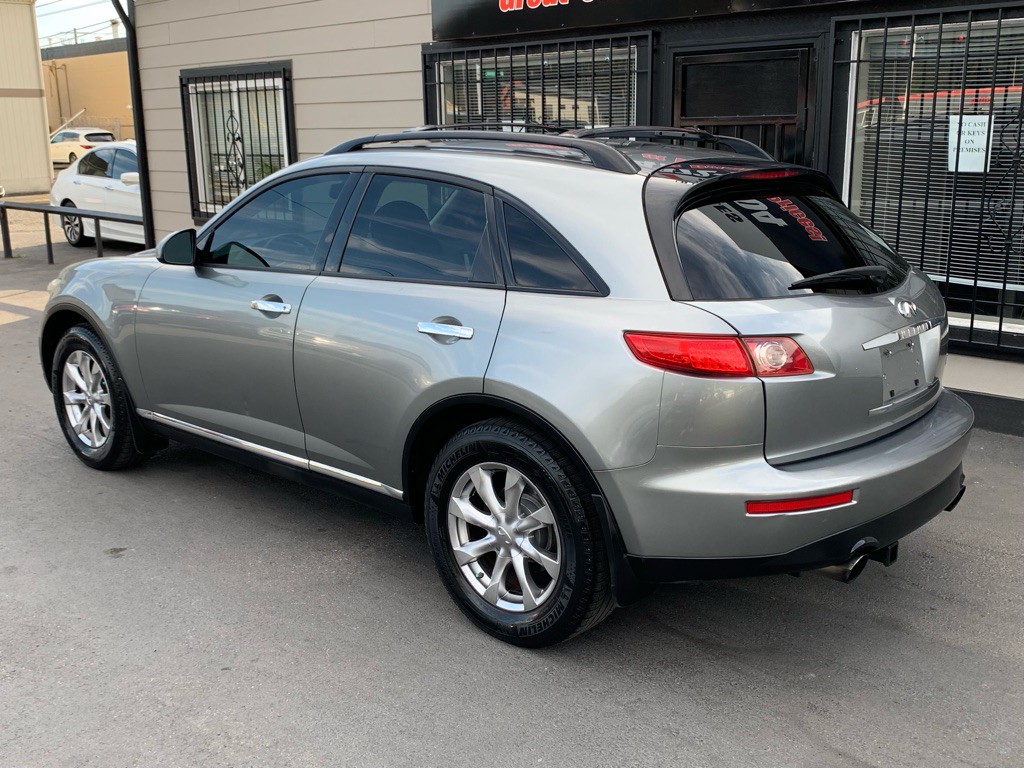 2007 INFINITI FX35 Image 3