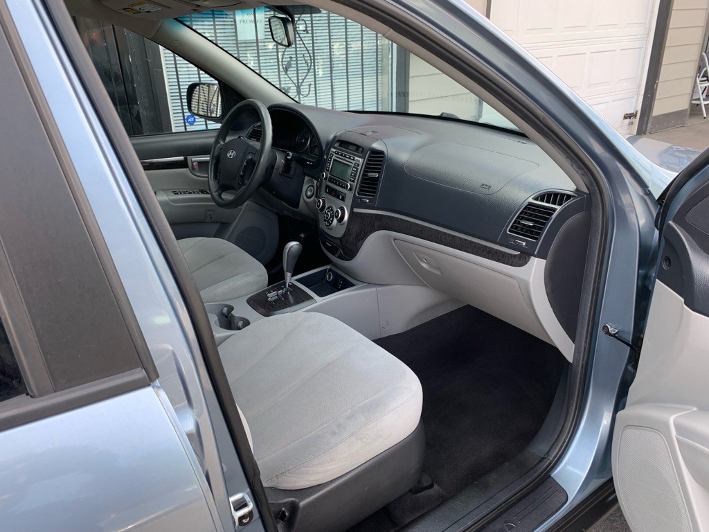 2009 Hyundai Santa Fe Image 24