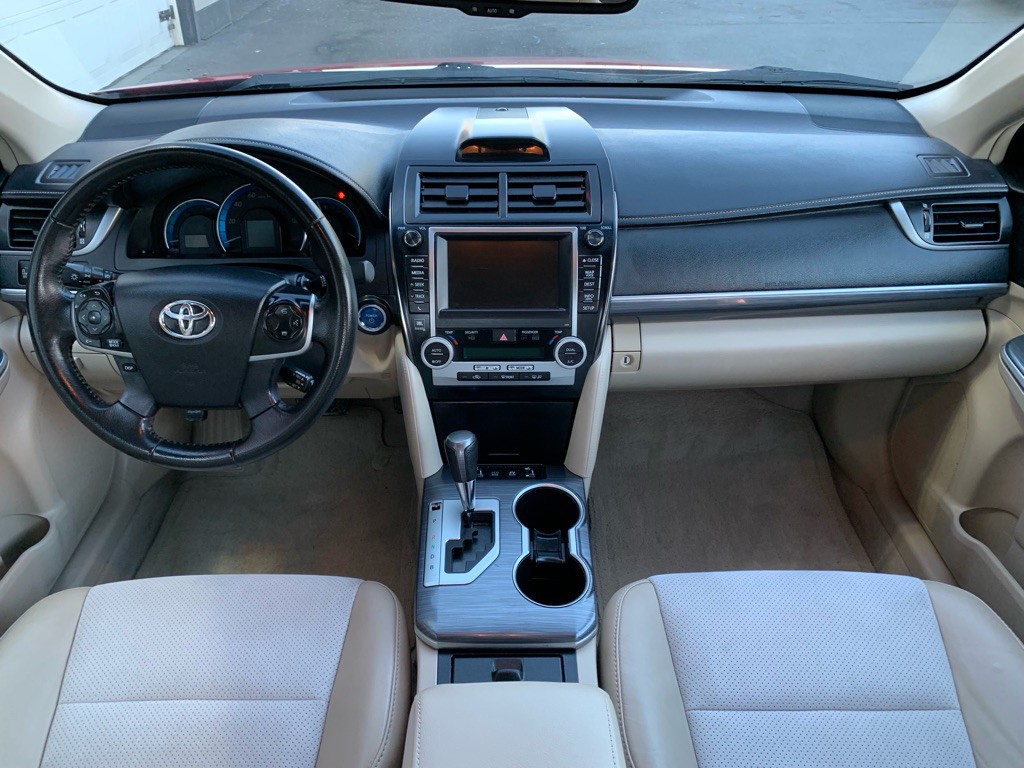 2012 Toyota Camry Image 15