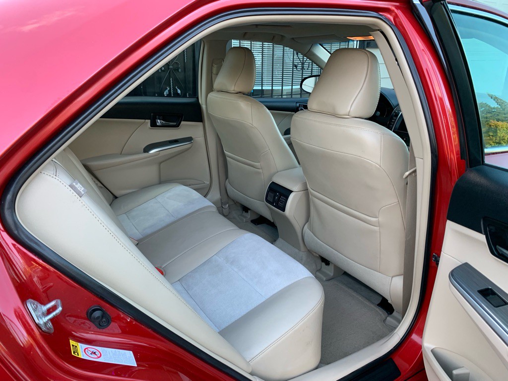 2012 Toyota Camry Image 24