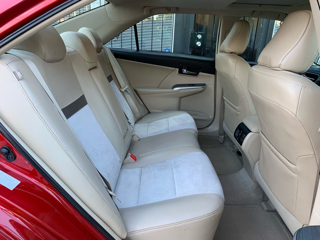 2012 Toyota Camry Image 25