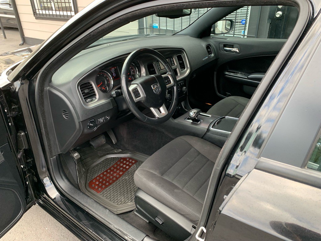 2013 Dodge Charger Image 11