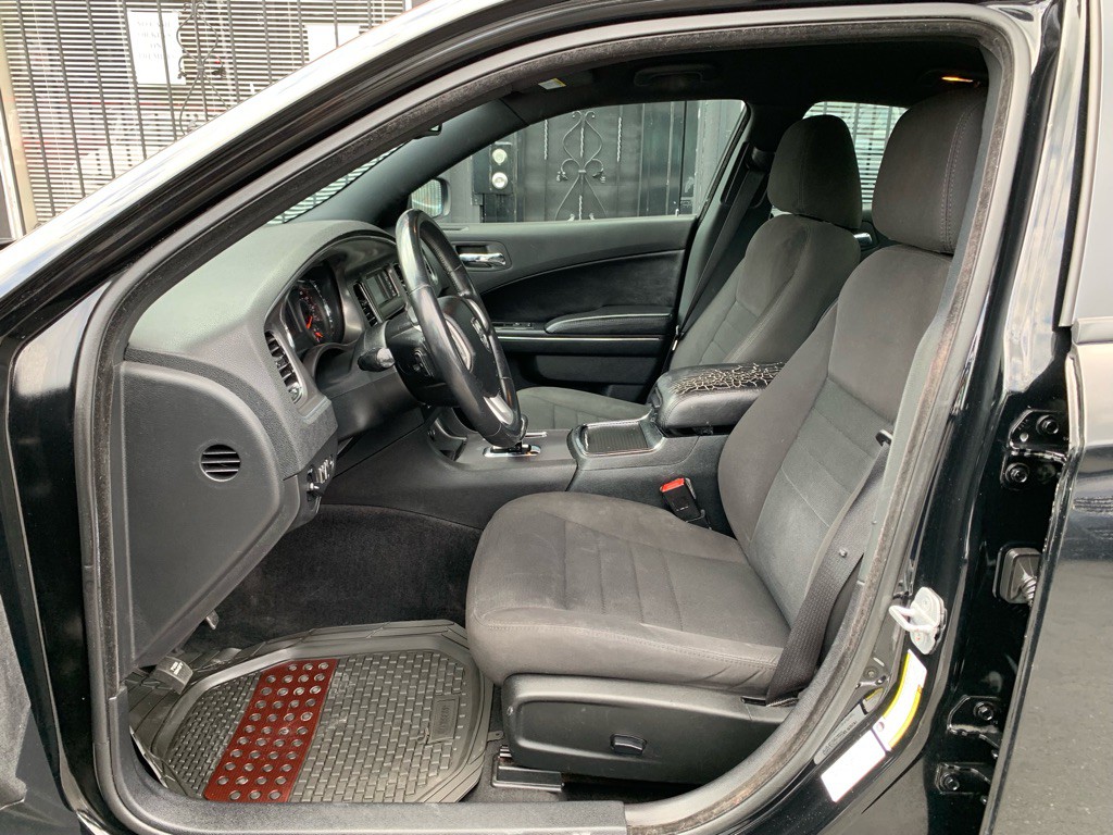 2013 Dodge Charger Image 12