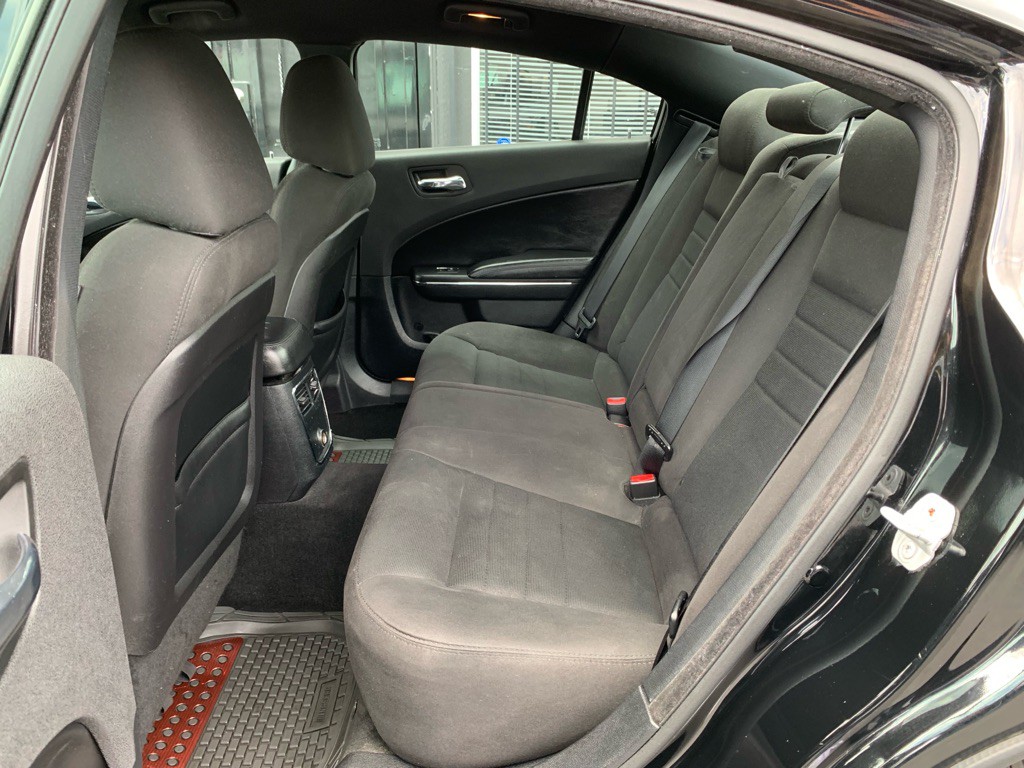 2013 Dodge Charger Image 15