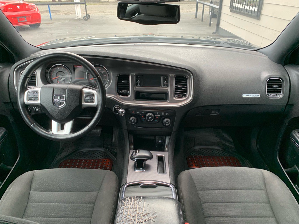 2013 Dodge Charger Image 16