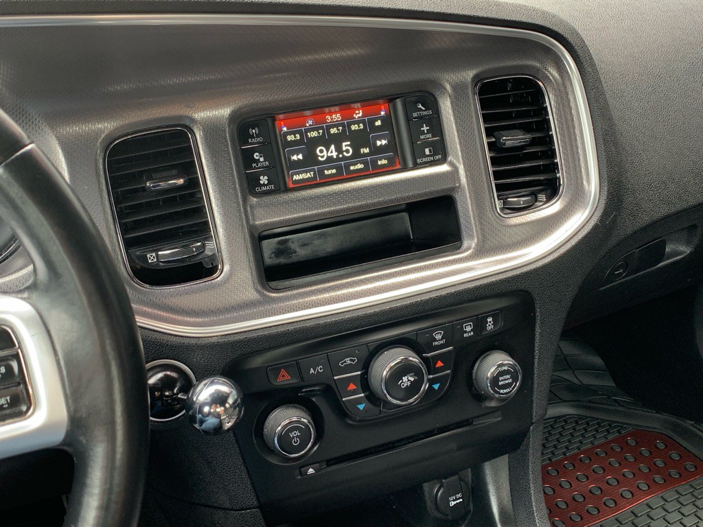 2013 Dodge Charger Image 20