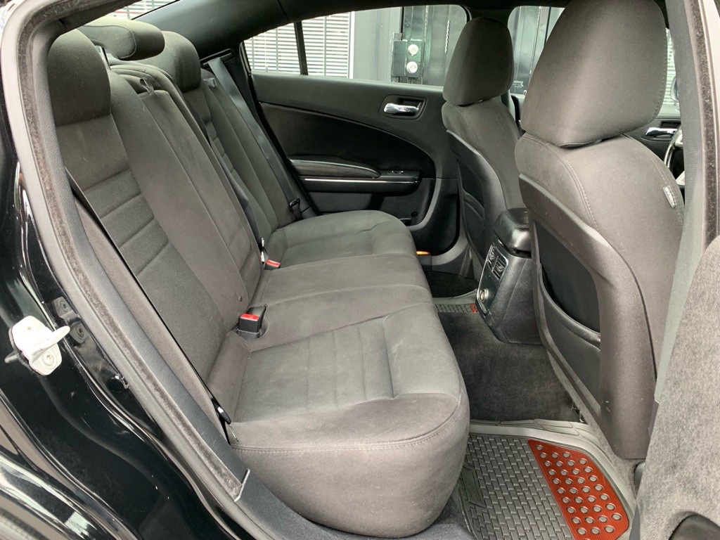 2013 Dodge Charger Image 23