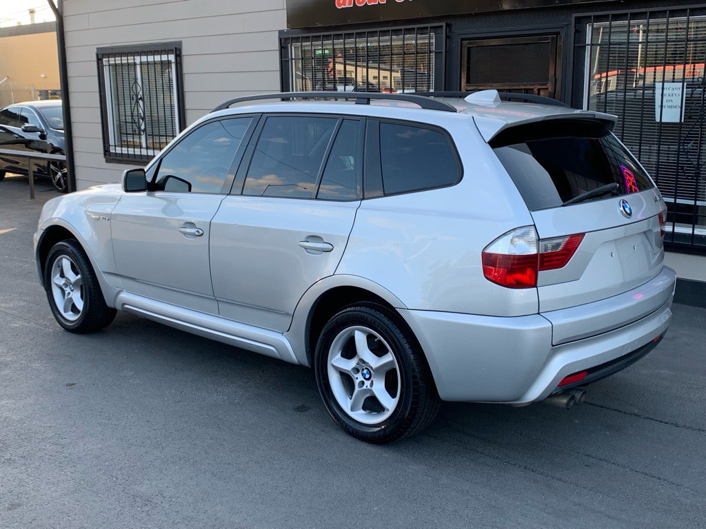 2007 BMW X3 Image 3