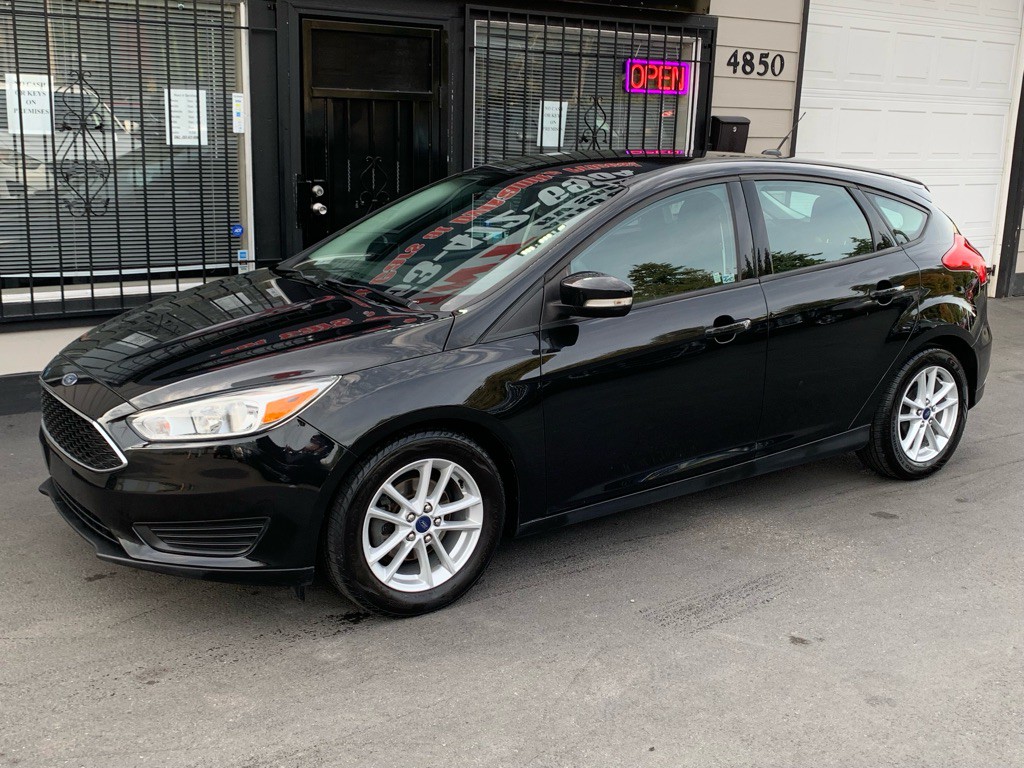 2015 Ford Focus Image 1