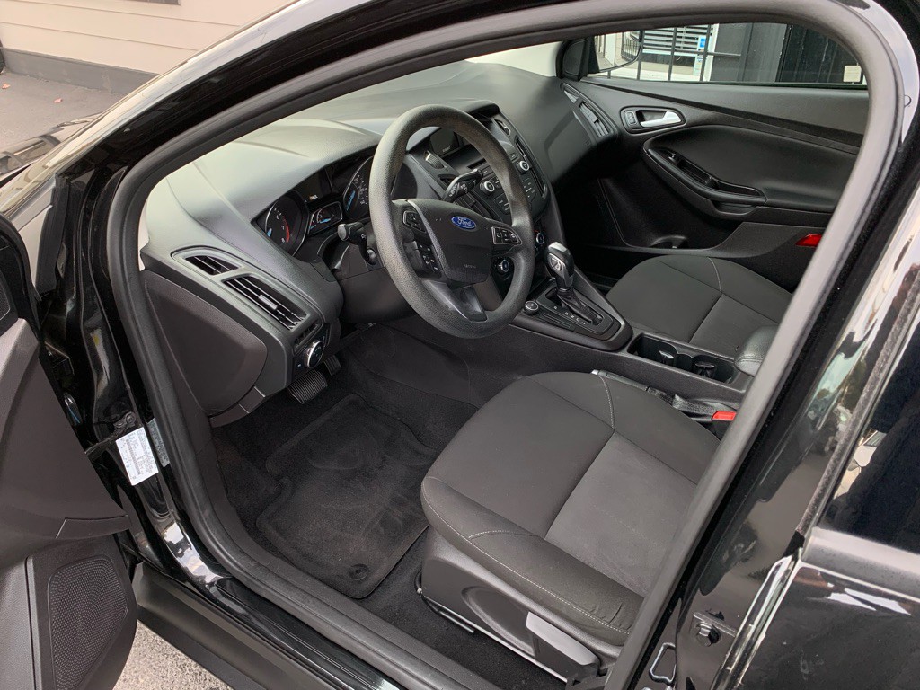 2015 Ford Focus Image 10