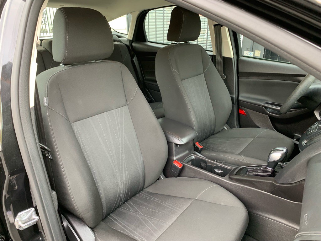 2015 Ford Focus Image 24