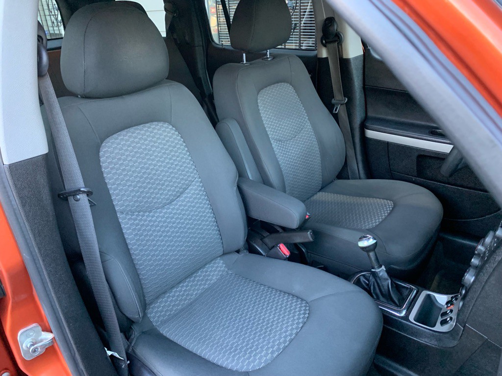2007 Chevrolet HHR Image 25