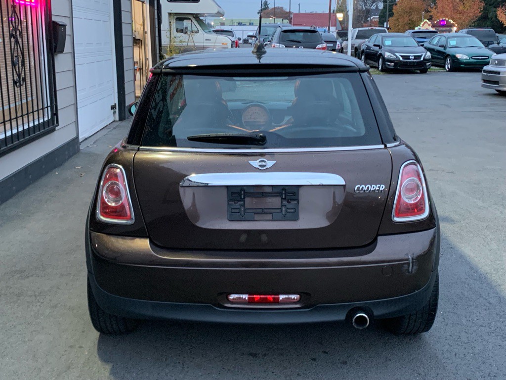 2012 MINI Cooper Image 4