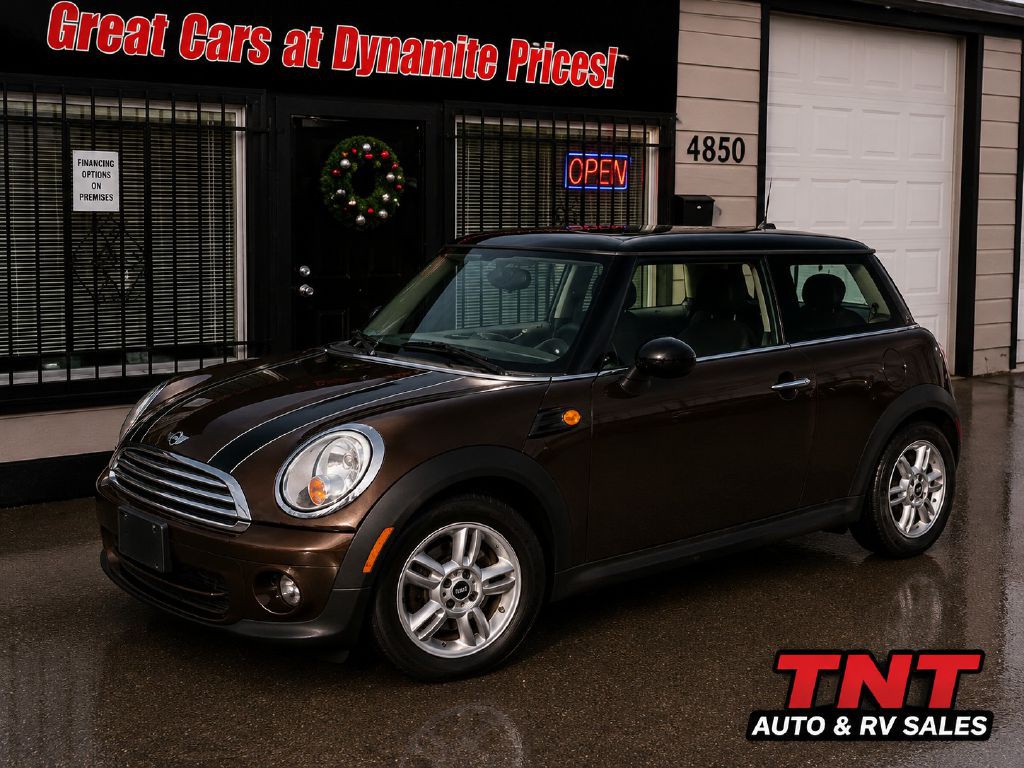 2012 MINI Cooper Image 1