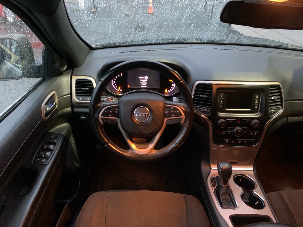 2016 Jeep Grand Cherokee Image 16