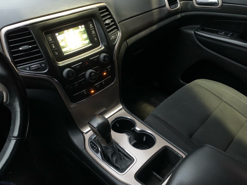 2016 Jeep Grand Cherokee Image 19