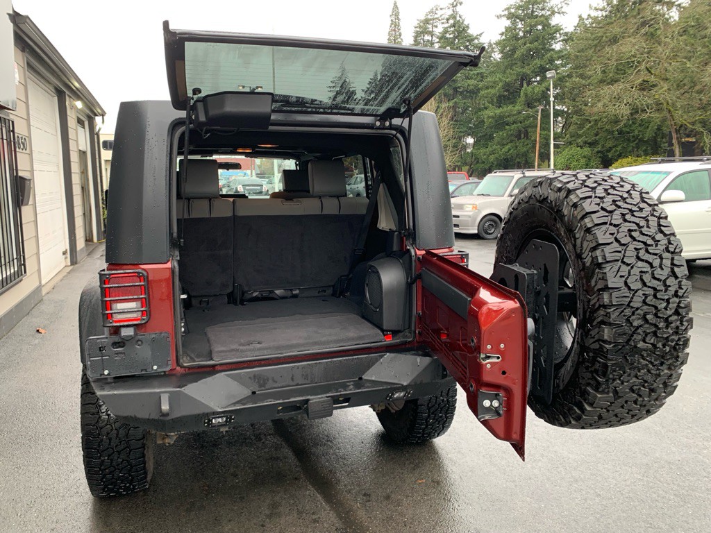 2010 Jeep Wrangler Unlimited Image 5