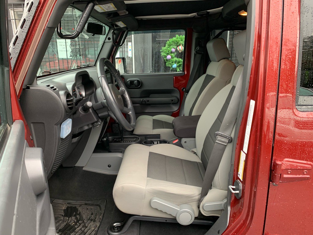 2010 Jeep Wrangler Unlimited Image 15