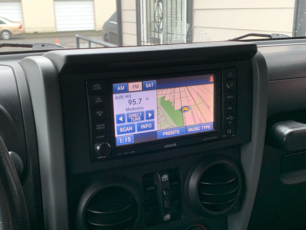 2010 Jeep Wrangler Unlimited Image 23