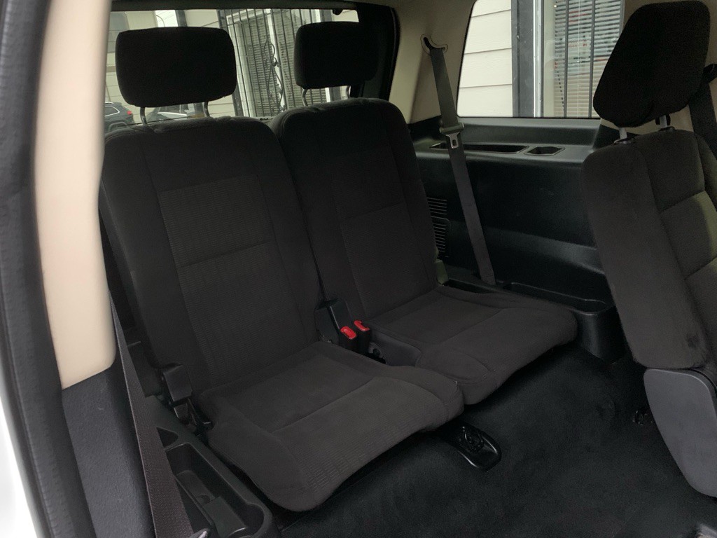 2010 Ford Explorer Image 22