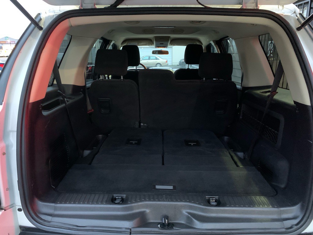 2010 Ford Explorer Image 8