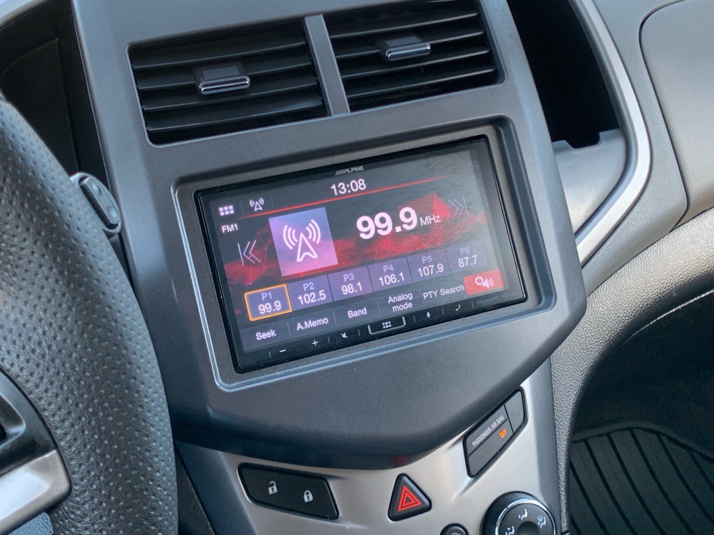 2016 Chevrolet Sonic Image 18