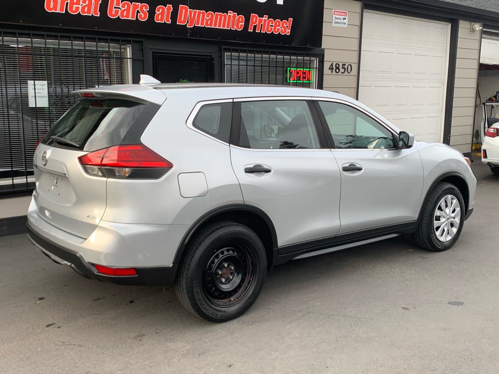 2017 Nissan Rogue Image 5