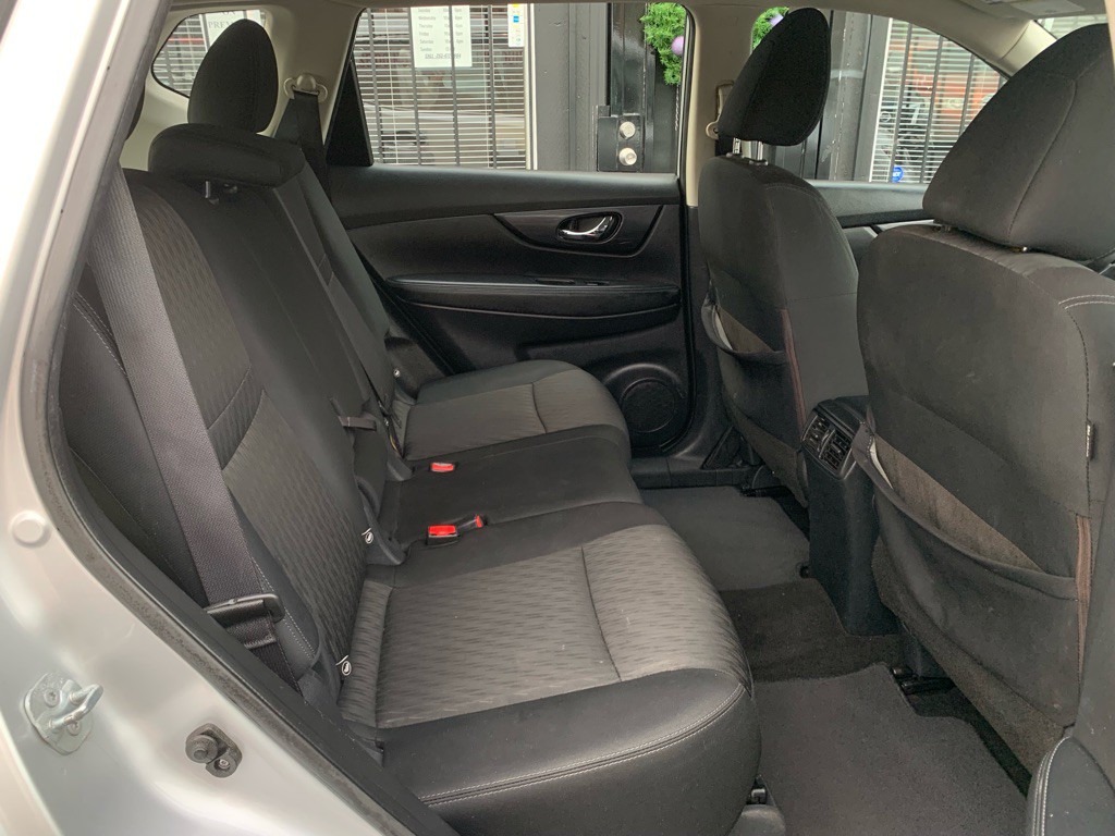 2017 Nissan Rogue Image 22