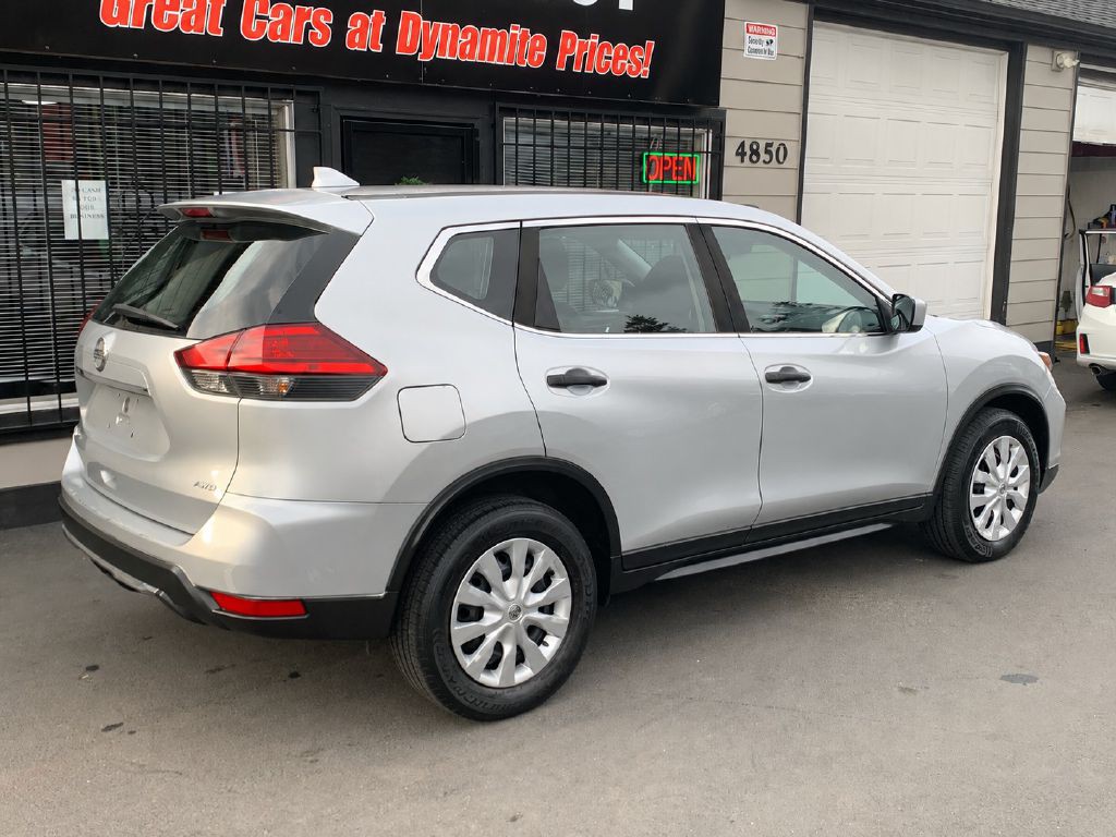 2017 Nissan Rogue Image 6