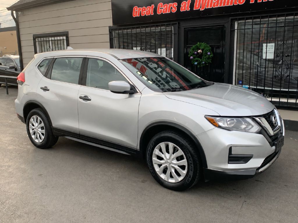2017 Nissan Rogue Image 8