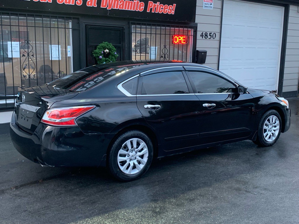2015 Nissan Altima Image 6