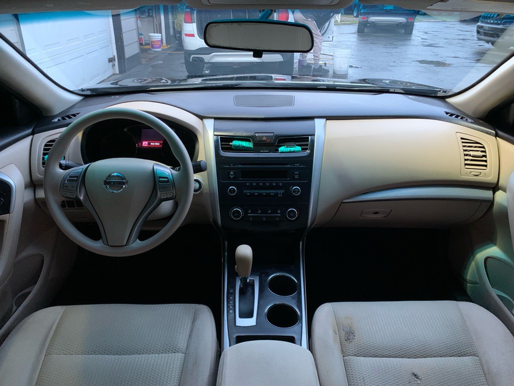2015 Nissan Altima Image 15