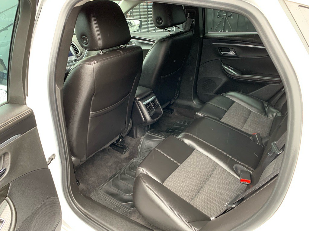 2016 Chevrolet Impala Image 14