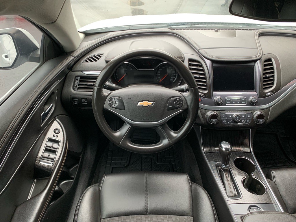 2016 Chevrolet Impala Image 17
