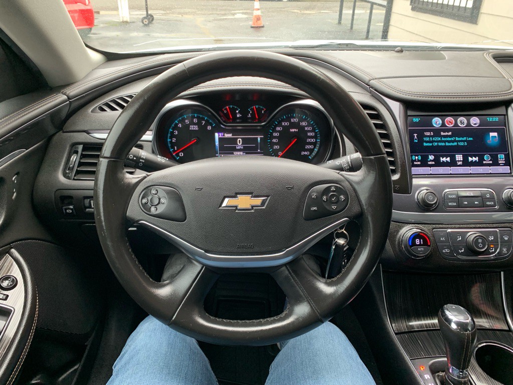 2016 Chevrolet Impala Image 18