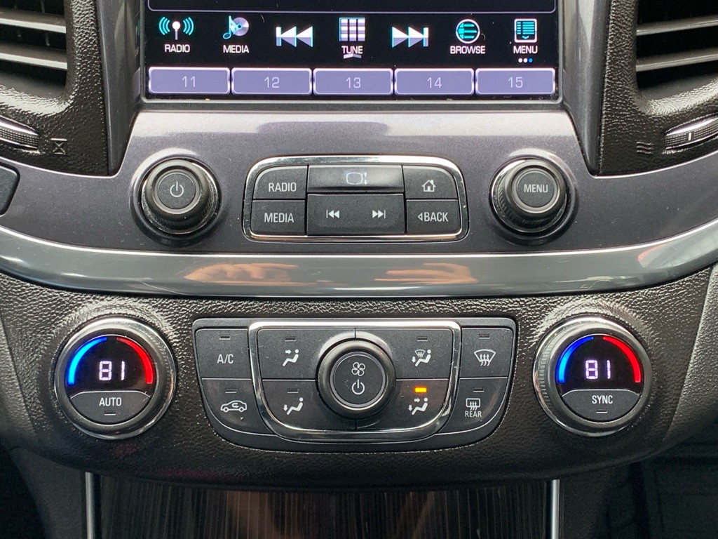 2016 Chevrolet Impala Image 25