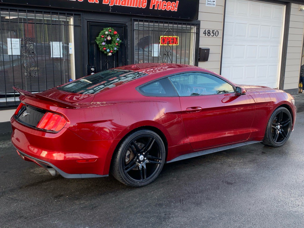 2017 Ford Mustang Image 6