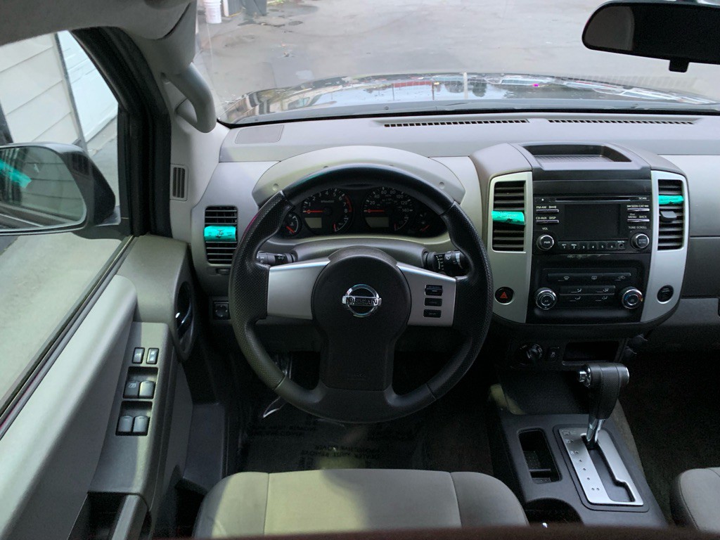 2013 Nissan Xterra Image 16